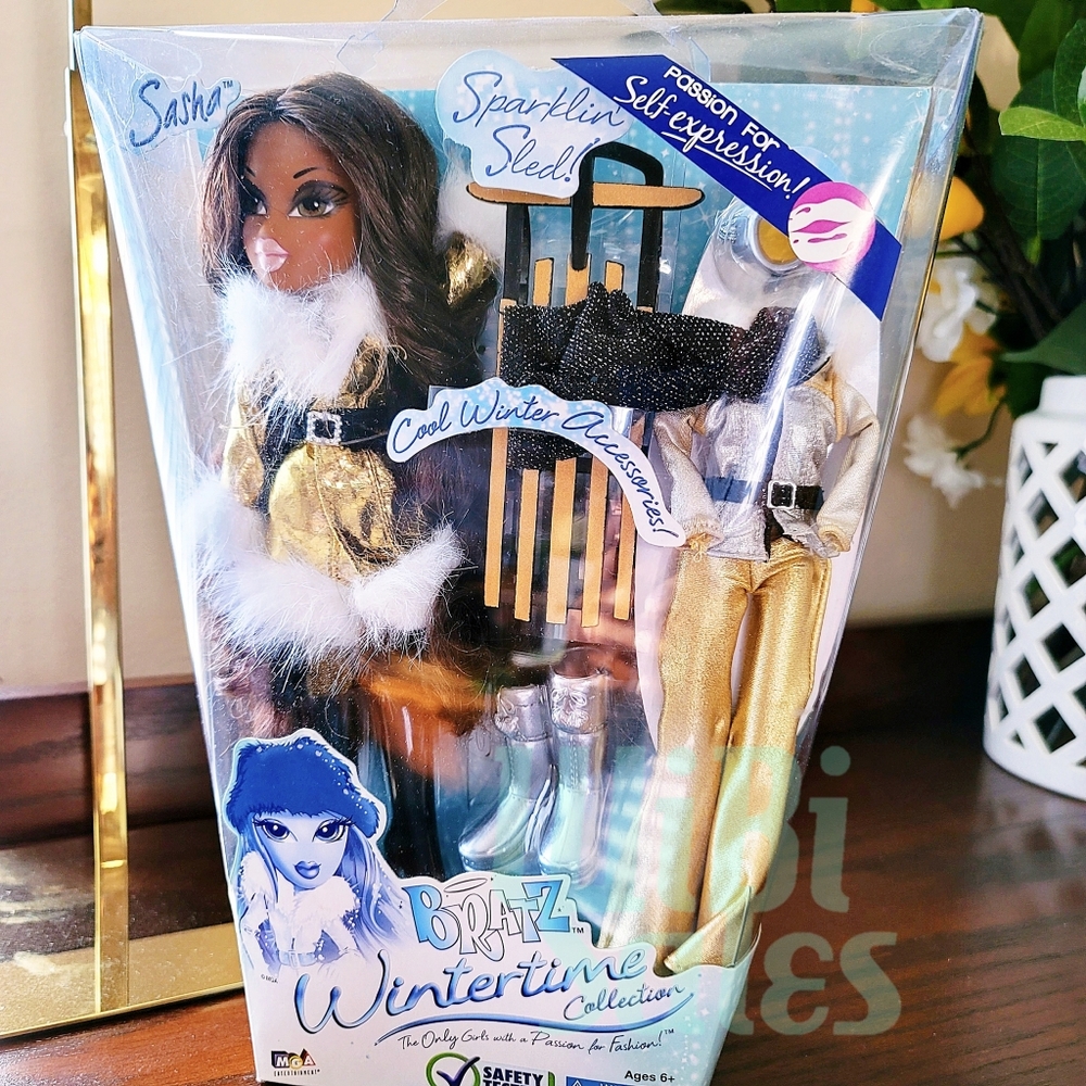 Vintage Bratz Sasha Wintertime Collection Gold w/Sled MGA Doll NRFB